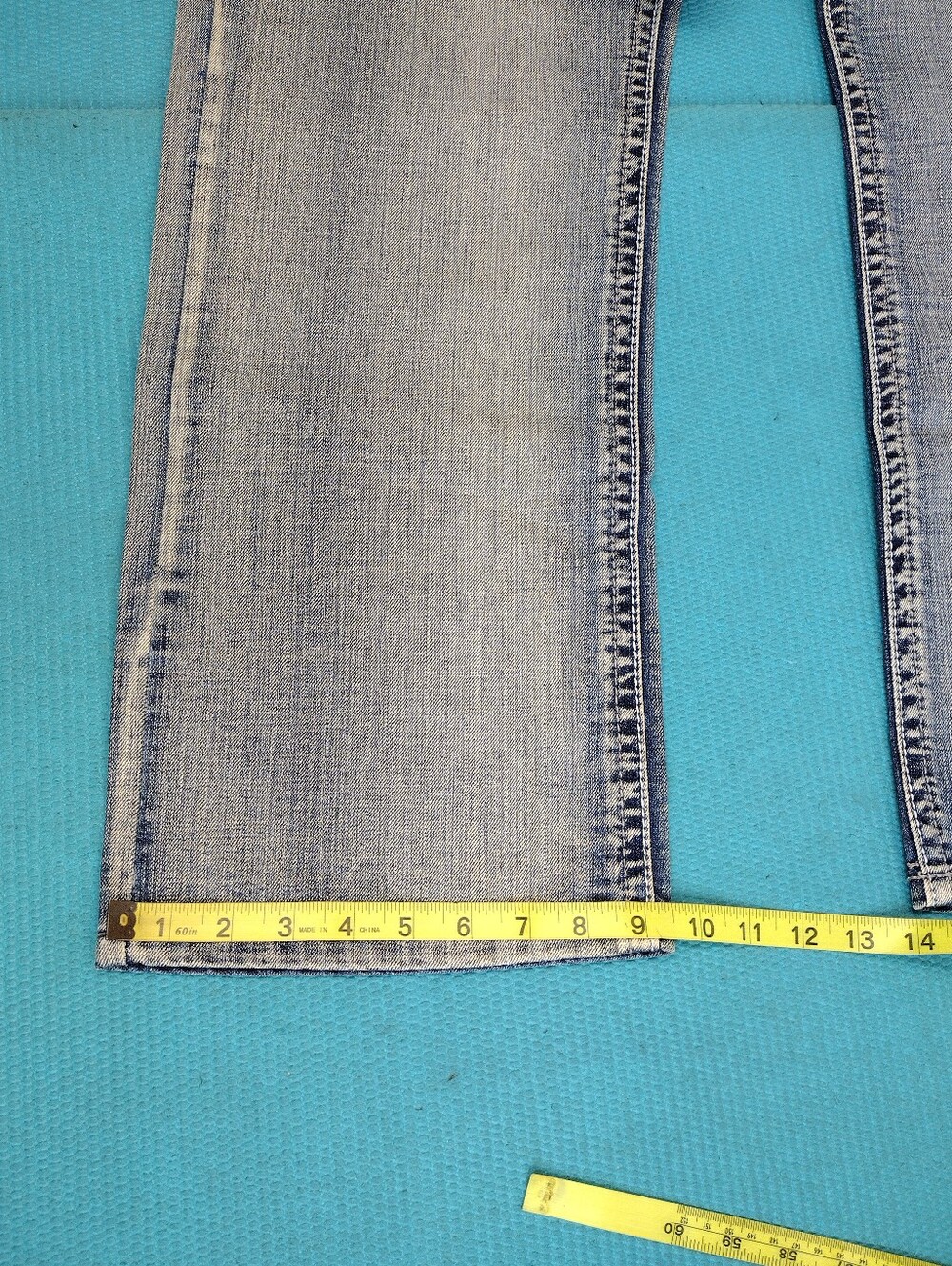 NWT AXEL Brand Men's Relaxed Straight Jeans Cotton Blue Distressed - Size 36x32 - Picture 4 of 11